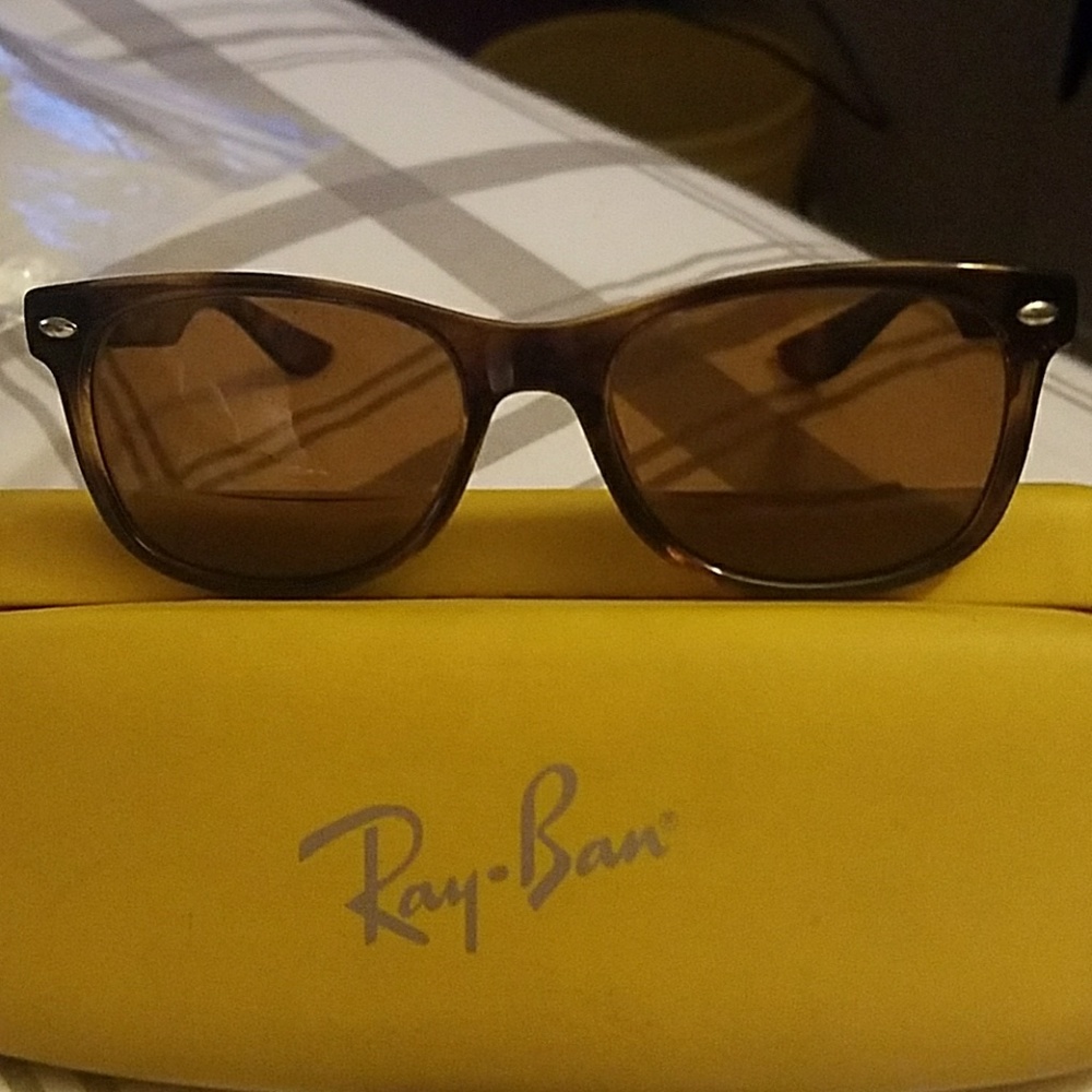 Ray Ban frames
